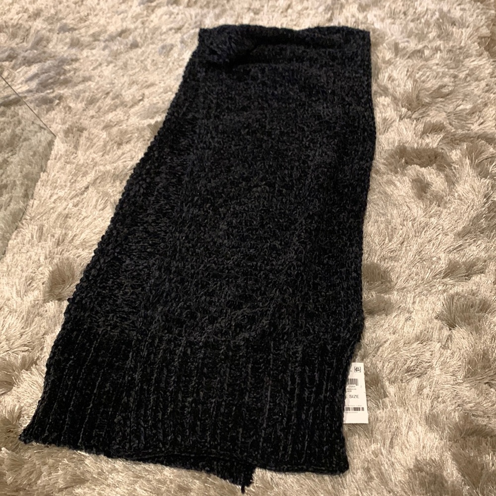 Velvet touch scarf.